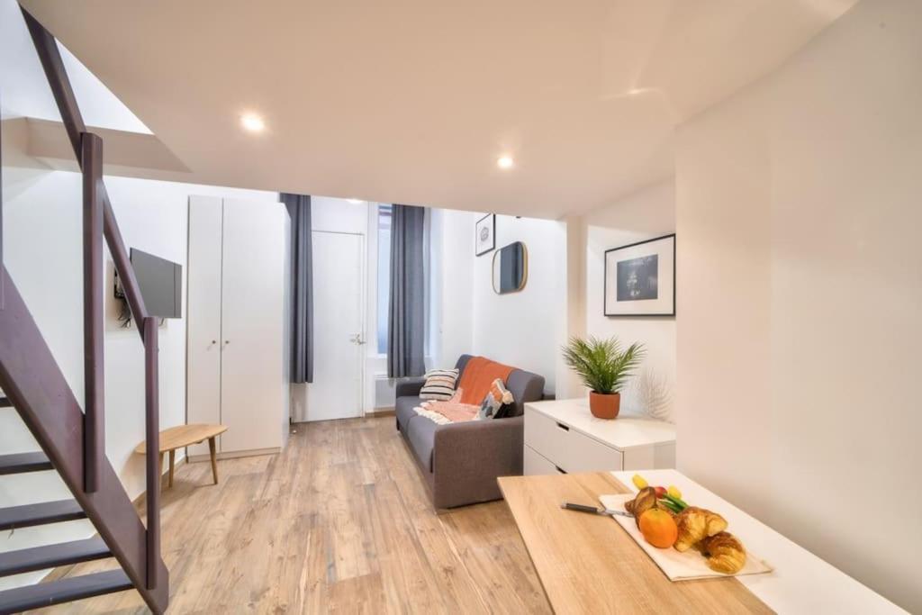 Bel Appartement Au Coeur De Montmartre Parijs Buitenkant foto